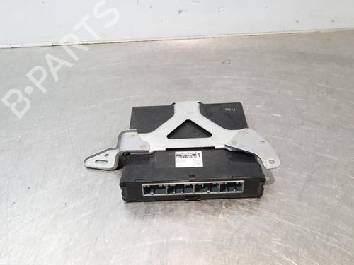 Used Battery TOYOTA YARIS (_P13_) 1.5 Hybrid (NHP130_, NHP130) (101 hp) 16917250