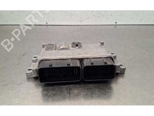 engine-control-unit-ecu-citroen-jumpy-iii-van-v_-2016-37686298 main image