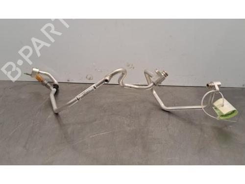 Used AC pipe PEUGEOT 308 III (FB_, FH_, FP_, F3_, FM_) e-308 (FMZKWZ) (156 hp) 30651145