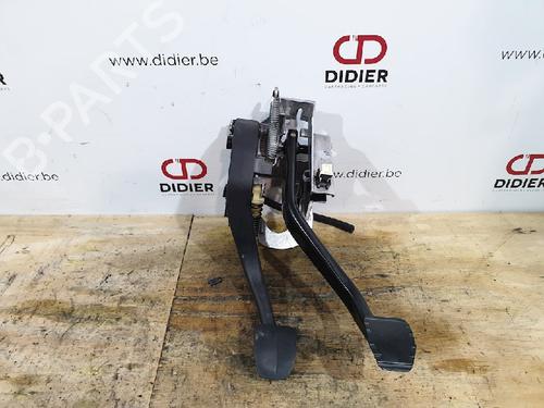 Used Pedal BMW 3 (F30, F80) M3 (431 hp) 10878636
