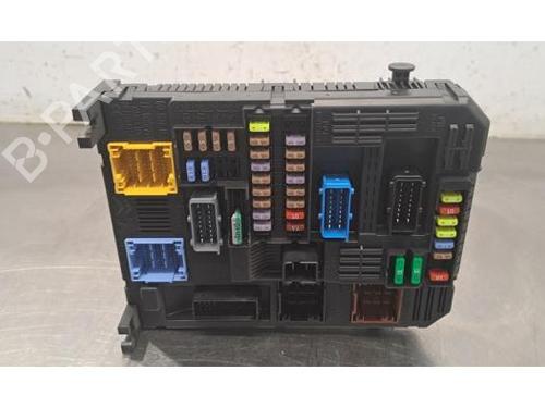 Used Fuse box Fuse box CITROËN JUMPY III Van (V_) 1.5 BlueHDi 100 (102 hp) 33316505 33316505