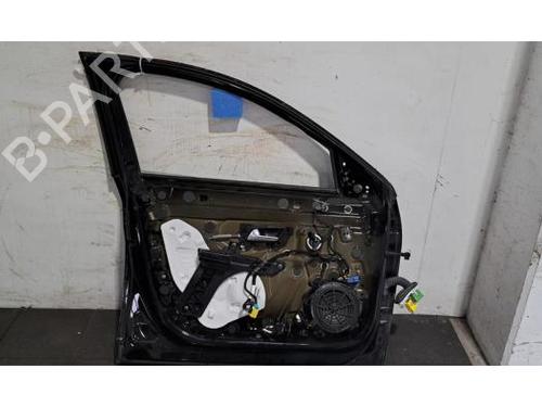 Left front door PEUGEOT 208 II (UB_, UP_, UW_, UJ_) 1.5 BlueHDI 100 | BP30163424C2