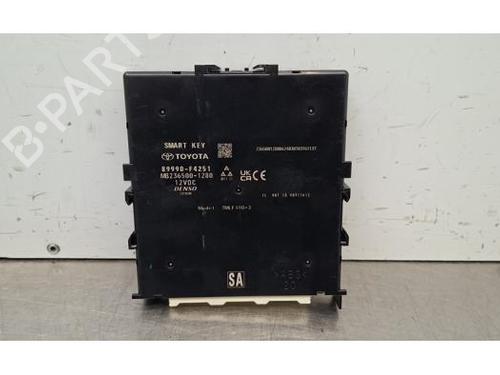Used Electronic module Electronic module TOYOTA C-HR (_X2_, _H2_) Hybrid (ZYX20) (140 hp) 33917855 33917855