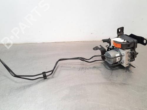 Used ABS pump PEUGEOT 3008 II SUV (MC_, MR_, MJ_, M4_) 1.5 BlueHDi 130 (131 hp) 11729344