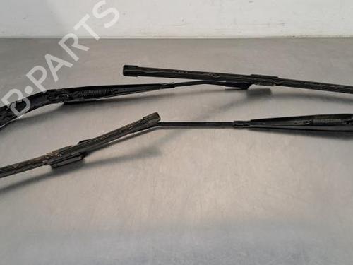 Front windshield wiper arm FIAT 500X (334_) 1.0 (334.AXN1B) | BP23593667C143 
