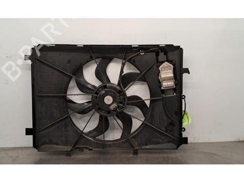 Used Radiator fan MERCEDES-BENZ GLA-CLASS (X156) GLA 200 (156.943) (156 hp) 23867821