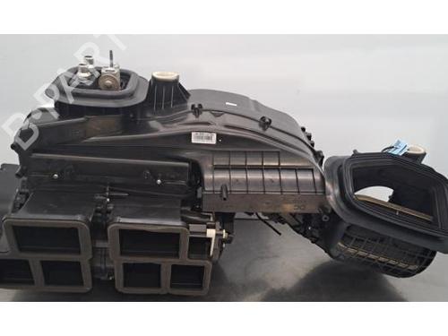 Used Heater matrix box MERCEDES-BENZ CLA (C118) CLA 180 d (118.310) (116 hp) 32820561