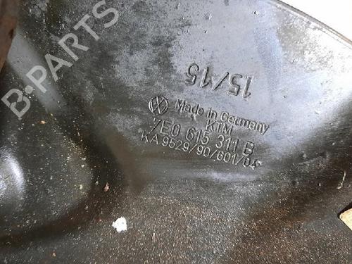 Left front steering knuckle VW TRANSPORTER T5 Van (7HA, 7HH, 7EA, 7EH) 2.0 TDI | BP10875979M25 