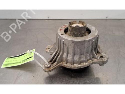 Engine mount MERCEDES-BENZ C-CLASS T-Model (S205) C 220 BlueTEC / d (205.204) | BP30365229M89