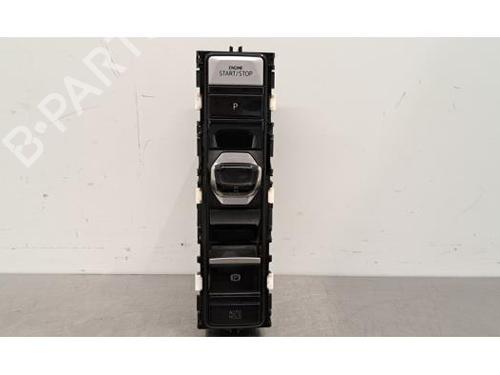 Used Gear lever VW GOLF VIII (CD1, DA1) 1.5 eTSI (150 hp) 28684759