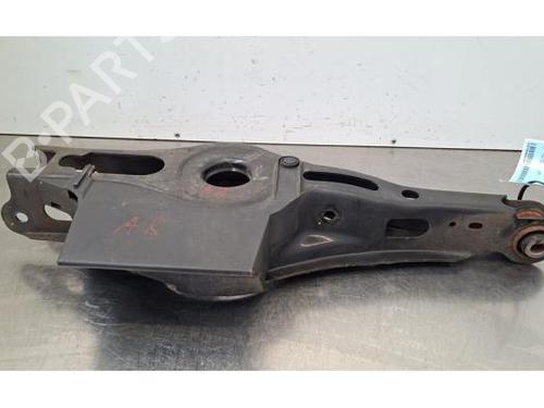 Used Right rear suspension arm Right rear suspension arm TOYOTA bZ4X (_EAM1_) EV (XEAM10) (204 hp) 34048184 34048184