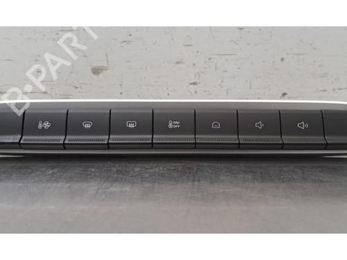climate-control-mg-mg-zs-suv-zs32-2024-36382412 main image