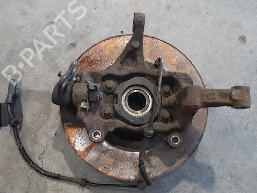 Used Left front steering knuckle OPEL VIVARO B Bus (X82) 1.6 CDTI (06) (95 hp) 10871919