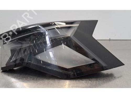 Used Right taillight Right taillight RENAULT RAFALE Coupe (DGM_) 1.2 E-TECH 200 Hybrid (DGM2) (200 hp) 40483705 40483705