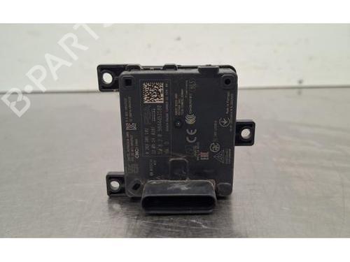 Used Electronic module Electronic module PEUGEOT 308 SW III (FC_, FJ_, FR_, F4_, FN_) BlueHDi 130 (FCYHZL, FCYHZT) (131 hp) 32632940 32632940