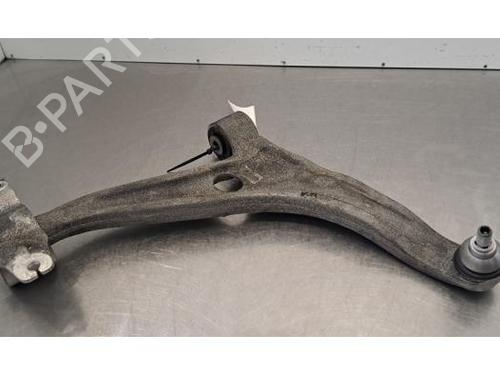 Used Right front suspension arm Right front suspension arm MERCEDES-BENZ CLA (C118) CLA 200 Mild-Hybrid (118.387) (163 hp) 40517721 40517721