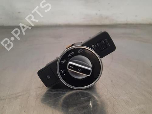 Used Headlight switch MERCEDES-BENZ CLA Coupe (C117) CLA 180 CDI / d (117.312) (109 hp) 23615700
