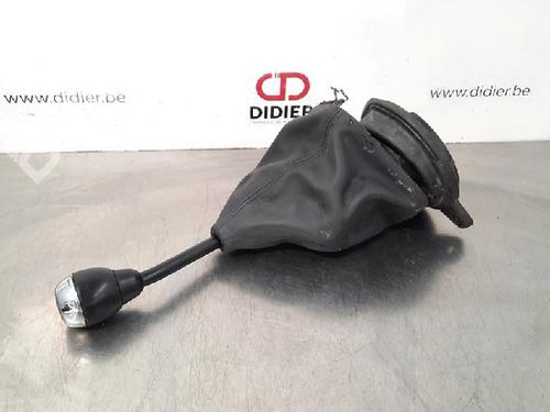 Used Manual gearbox selector Manual gearbox selector JEEP WRANGLER III (JK) 2.8 CRD (200 hp) 10885936 10885936