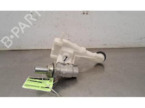 Used Brake master cylinder PEUGEOT 308 III (FB_, FH_, FP_, F3_, FM_) PureTech 130 (FPHNSL, FPHNST) (131 hp) 25730311