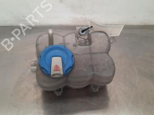 Used Expansion tank PORSCHE MACAN (95B) 2.0 (245 hp) 23615469