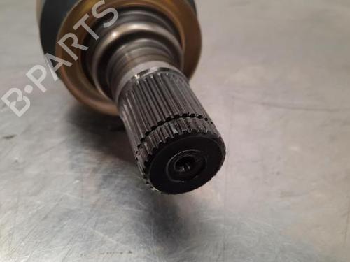 Right rear driveshaft MASERATI GRECALE Trofeo Q4 | BP23604885M41 