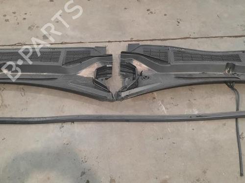Used Scuttle panel PEUGEOT 308 III (FB_, FH_, FP_, F3_, FM_) PureTech 130 (FPHNSL, FPHNST) (131 hp) 23593353