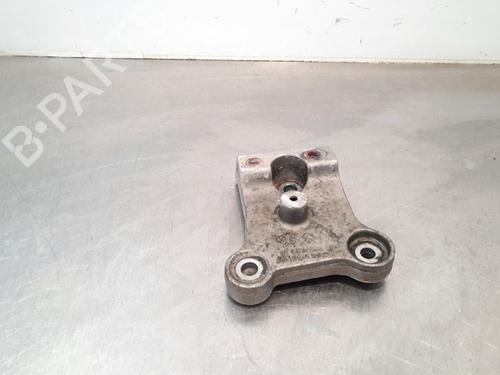 Used Engine mount OPEL CROSSLAND X / CROSSLAND (P17, P2QO) 1.2 (75) (110 hp) 17111665
