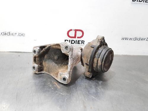 Used Engine mount BMW 4 Coupe (F32, F82) 420 d (184 hp) 10889650