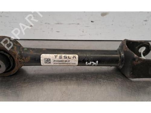 Høyre bak bærearm Høyre bak bærearm TESLA MODEL 3 (5YJ3) EV Perfomance AWD (534 hp) 34408331 34408331