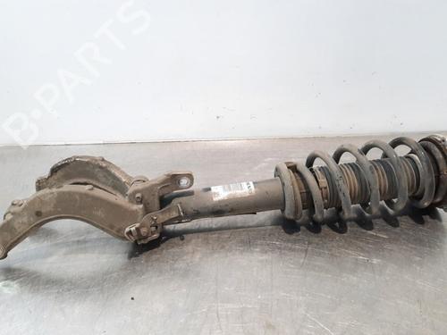 Used Right front shock absorber VOLVO V60 II (225) D4 (190 hp) 17111638