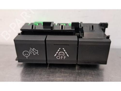 Used Switch CITROËN C3 IV (CC_, CB_) 1.2 PureTech 100 (CCHPV4) (101 hp) 30739508