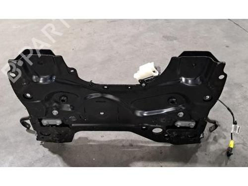 Subframe PEUGEOT 308 III (FB_, FH_, FP_, F3_, FM_) BlueHDi 130 (FBYHZL, FBYHZT) | BP30605422M9