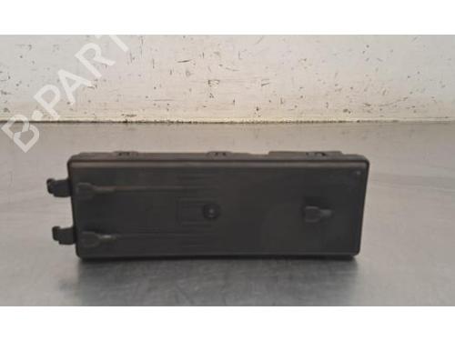 electronic-module-porsche-taycan-y1a-2019-34105181 main image