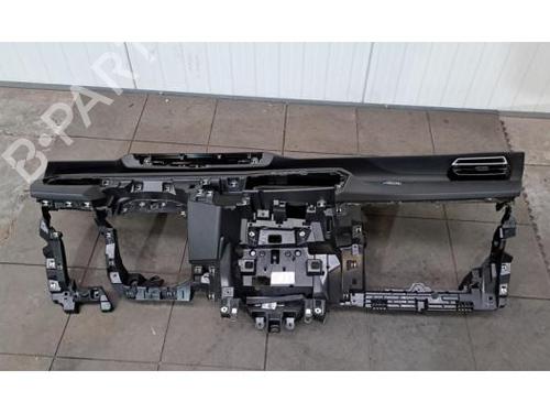 Tablier Tablier PEUGEOT 3008 II SUV (MC_, MR_, MJ_, M4_) 1.2 THP/ PureTech 130 (MRHNSM, MRHNSU, MRHNSJ, MRHNYW,... (131 hp) 34105152 34105152