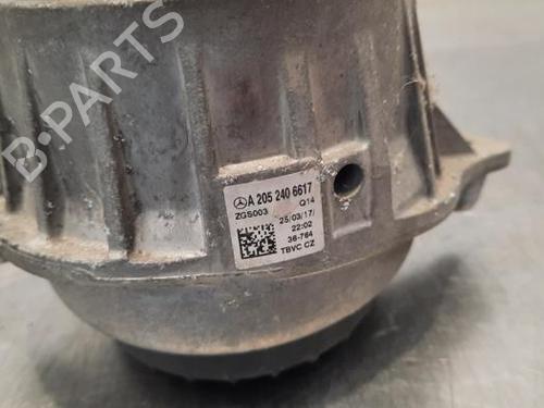 Used Engine mount MERCEDES-BENZ C-CLASS (W205) C 200 d (205.007) (136 hp) 23580226