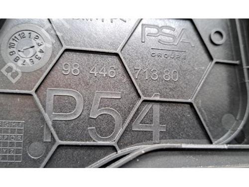 Fuel flap PEUGEOT 308 III (FB_, FH_, FP_, F3_, FM_) PureTech 130 (FPHNSL, FPHNST) | BP25730160C131 