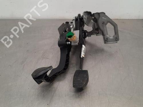 Used Pedal CITROËN C3 / C3 ORIGIN III (SX) 1.5 BlueHDi 100 (SXYHYP, SXYHTU) (102 hp) 17114879