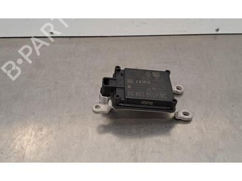 Używane Czujnik elektroniczny RENAULT CLIO I (B/C57_, 5/357_) Electric (30 hp) 31088131