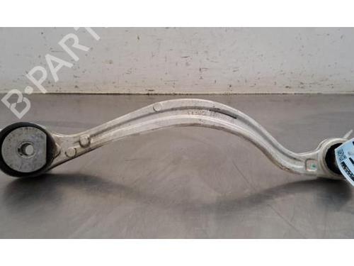 Høyre bak bærearm Høyre bak bærearm PEUGEOT 3008 II SUV (MC_, MR_, MJ_, M4_) Hybrid4 (M45GBU) (299 hp) 34431320 34431320