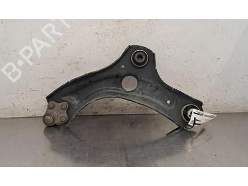 Used Right front suspension arm Right front suspension arm RENAULT CLIO V (B7_) 1.0 TCe 100 (B7MT) (101 hp) 39905793 39905793