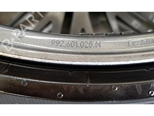 Fælk PORSCHE 911 Convertible (992) 3.0 Carrera 4 (992610) | BP31691916C45 