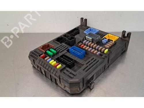 Fuse box OPEL VIVARO C Van (K0) 2.0 | BP30138971E1