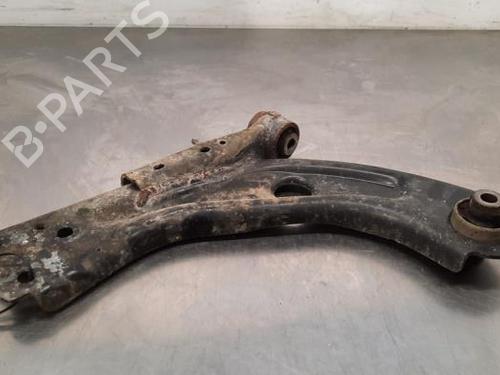Used Right front suspension arm PEUGEOT 308 II (LB_, LP_, LW_, LH_, L3_) 1.6 GTi (L35GNH) (272 hp) 23611189