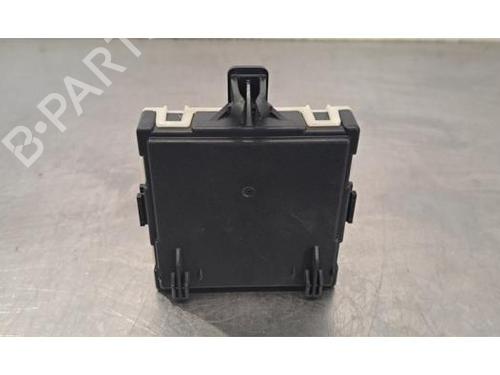 electronic-module-mercedes-benz-cla-c118-2019-32820591 main image