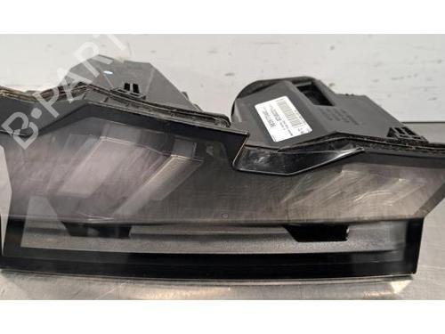 Used Right taillight Right taillight PEUGEOT 3008 III (KA_, KB_, KC_) e-210 (KCZKZX) (213 hp) 32820618 32820618