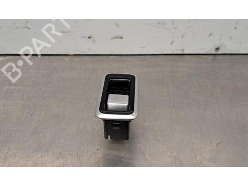 Used Switch LAND ROVER RANGE ROVER SPORT II (L494) 3.0 SDV6 4x4 (306 hp) 30521585