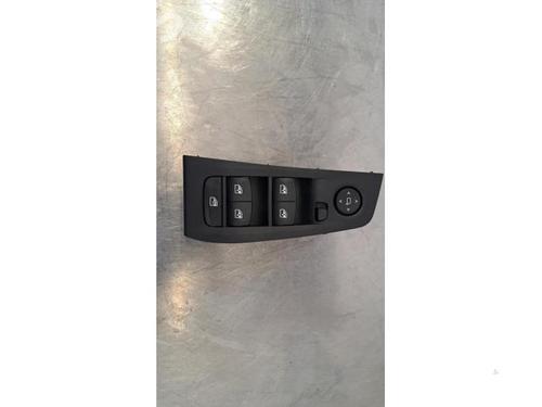 Used Switch BMW X2 (F39) sDrive 18 i (136 hp) 23621160