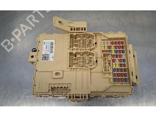 Sikringsdåse KIA CEED Sportswagon (CD) 1.6 GDI Hybrid (141 hp) 31633635