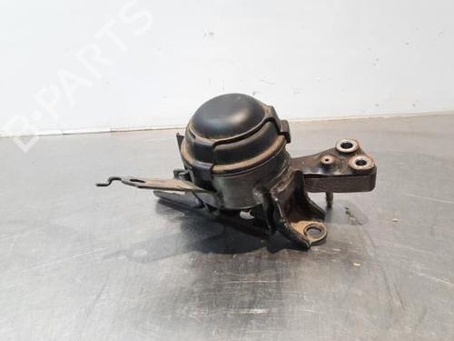 Used Engine mount TOYOTA YARIS (_P13_) 1.5 Hybrid (NHP130_, NHP130) (101 hp) 23579058