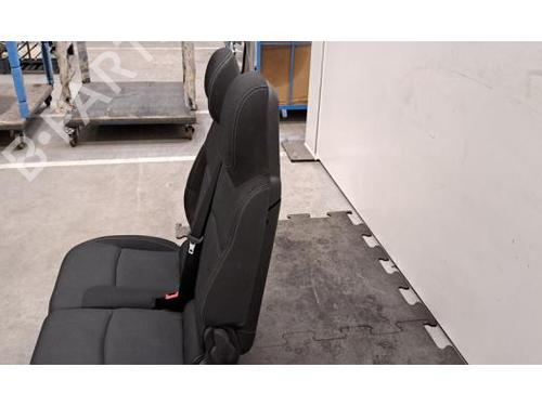 Right front seat NISSAN PRIMASTAR Van (X82) 2.0 dCi 130 | BP39216917C16 - Image 7